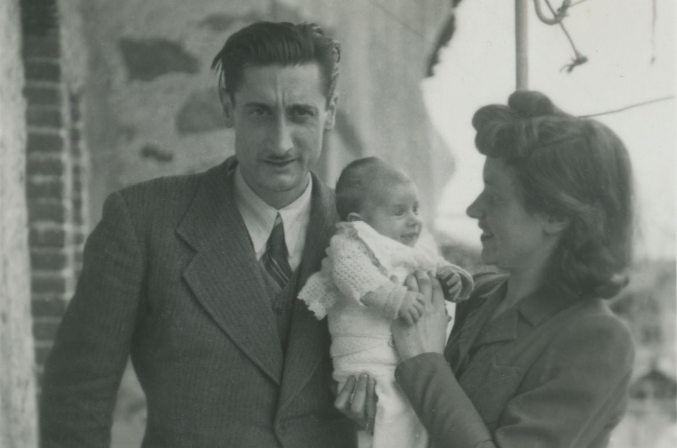 FALLING IN LOVE AT WARTIME